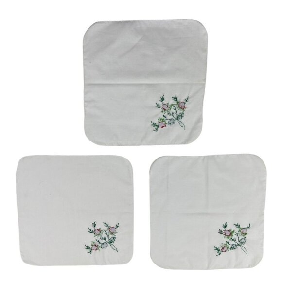 Napkins / Handkerchiefs (3) White Cotton Floral Handsewn Embroidery Crosstitch - Picture 2 of 10